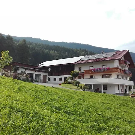 Farm stay Berghof Pixner Wenns